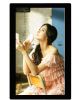 Digital photo frame
