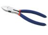 Diagonal cutting pliers