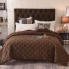 Wholesale Ultra Soft Velvet Bedspread Cozy Warm Stitching Quilt Classic Bed Blanket for All Season