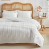 100% polyester solid color geometric embroidery quilted bedspread with pillow case set