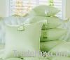 white goose feather cu...