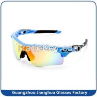 https://cn.tradekey.com/product_view/2015-Available-In-Stock-Sporting-Sunglasses-Fashion-Sport-Eyewear-8163796.html