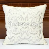 https://cn.tradekey.com/product_view/Abstract-Baroque-Pattern-Embroidered-Cushion-Cover-8174317.html