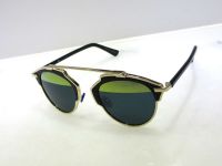 Irregular metal frame of round sunglasses