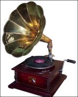 Gramophone(square)