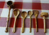 Kitchen utensils