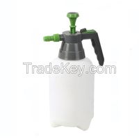 2L Plastic pressure sprayer