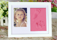 New design hotsale pet accessory wall photo frame clay face sculptures  From China