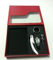 Wine Set Gift Pack with 5 Toro Cigars