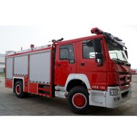 Fire-extinguishing combined foam-powder tanker