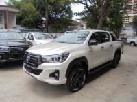 Toyota Hilux Revo 2018 face