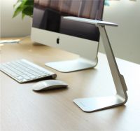 https://cn.tradekey.com/product_view/2017-New-Design-China-Wholesale-Top-Quality-Usb-Desk-Lamp-Led-8762380.html