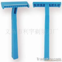 Stainless steel blade disposable razor