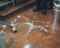 Completely environment friendly degreaser AQUAQUICK 2000. Very suitable to clean all oils, fats, greases, fuels, From Netherlands