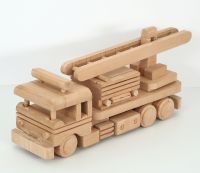 2017 Wholesale Best Baby Wooden Fire Engine Truck Toy