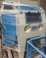 VACUUMED SANDBLASTING MACHINE