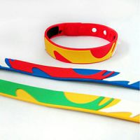 Custom soft silicone sports wrist for club school travel promotional gifts