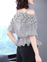moozoi stripe boat neck slip top