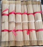 Agarwood Incense Stick Made in Vietnam, Cheap Price, Natural Color Ingredients, in Box