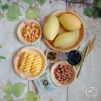 Handcrafted Areca Palm Leaf Plates from Vietnam - Elegant, Eco-Friendly, and Biodegradable Dinnerware for Every Occasion