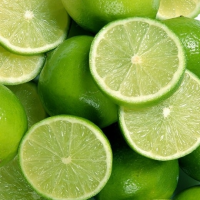 ORGANIC SEEDLESS LIME    NATURALLY GROWN AND FULL OF TANGY FLAVOR / MADE IN VIETNAM