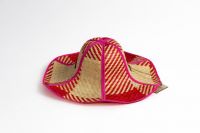 MULTICOLOR ARECA LEAF HAT / ARTISANAL AND SUSTAINABLE / MADE IN VIETNAM