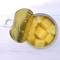 FRESH TROPICAL, CANNED PINEAPPLE SLICES IN SYRUP, PERFECT FOR DESSERTS, SMOOTHIES AND COCKTAILS