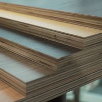 PLYWOOD FOR FURNITURE & DECOR / PLANT-BASED GLUE OPTION / DURABLE LAYERS