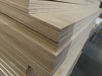 NATURAL WOOD PLYWOOD SHEETS / CLEAN FINISH / SUSTAINABLE MATERIAL