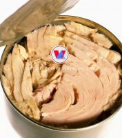TROPICAL GOLD CANNED TUNA / HIGH IN VITAMIN B12, LOW FAT / FIRM TEXTURE, RICH FLAVOR / VIETNAM
