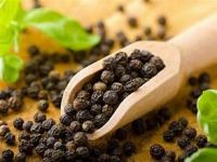 HANDPICKED DRIED PEPPER FROM SUSTAINABLE FARMS FOR CLEAN LABEL SPICE BLENDS