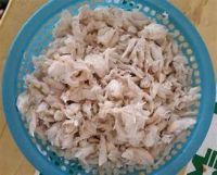 PREMIUM QUALITY PEELED CRAB MEAT FROM SUSTAINABLE MARINE SOURCE RICH IN PROTEIN AND NATURAL FLAVOR