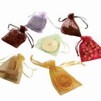 PLANT BASED PET SOOTHING BAG WITH PURE CATAPPA ESSENCE FOR CALMING AND CLEAN HEALTHY LIVING