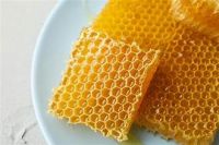 PURE ORGANIC HONEY COMB NATURALLY SWEET WHOLE PIECE RICH IN ENZYMES AND ANTIOXIDANTS