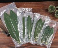 PLANT-BASED BAMBOO LEAVES / CLEAN AND