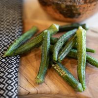 PREMIUM VACUUM DRIED OKRA / NATURAL SNACK GRADE / READY TO EXPORT FOR HEALTHY FOOD MARKETS