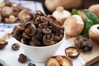 PREMIUM FRIED SHIITAKE MUSHROOMS 100% NATURAL FROM VIETNAM