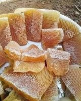 PREMIUM RAW HONEYCOMB NATURAL GOLDEN QUALITY