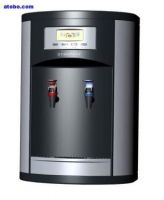 Vertical water dispenser