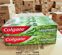 Col-gate Maxfresh toothpaste green tea flavor 180g.