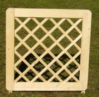 Fence panels and lattices From Czech Republic