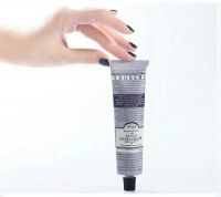 French hand cream moisturizes and hydrates men and women in summer without greasy, refreshing and portable