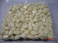 Sell Fresh Peeled Garlic Cloves