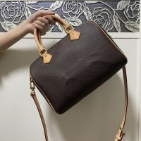 luxury designer handbag spe...