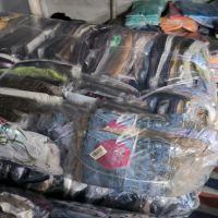 SECOND HAND CLOTHING USED C...