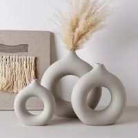 Ceramic Decor Manufacture Modern Nordic Wabi-Sabi Style Hollow Donut Vase White Vases for Decor Ceramic Flowers Vase Gift
