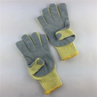 Heat and cut-resistant gloves made of aramid fabric with cowhide lining, suitable for mechanical operations and labor protection