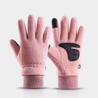Winter warm-up gloves made of fleece with thickened design, windproof and water-resistant, suitable for outdoor cycling and sports.