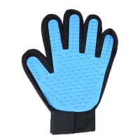 Cat and Dog Brushing Gloves for Removing Flea Flakes and Bathing Dogs Gloves for Cat Hair Brushing Accessories for Cat Hair Care From China