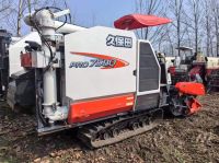 China's second-hand Kubota 758 tracked grain combine harvester